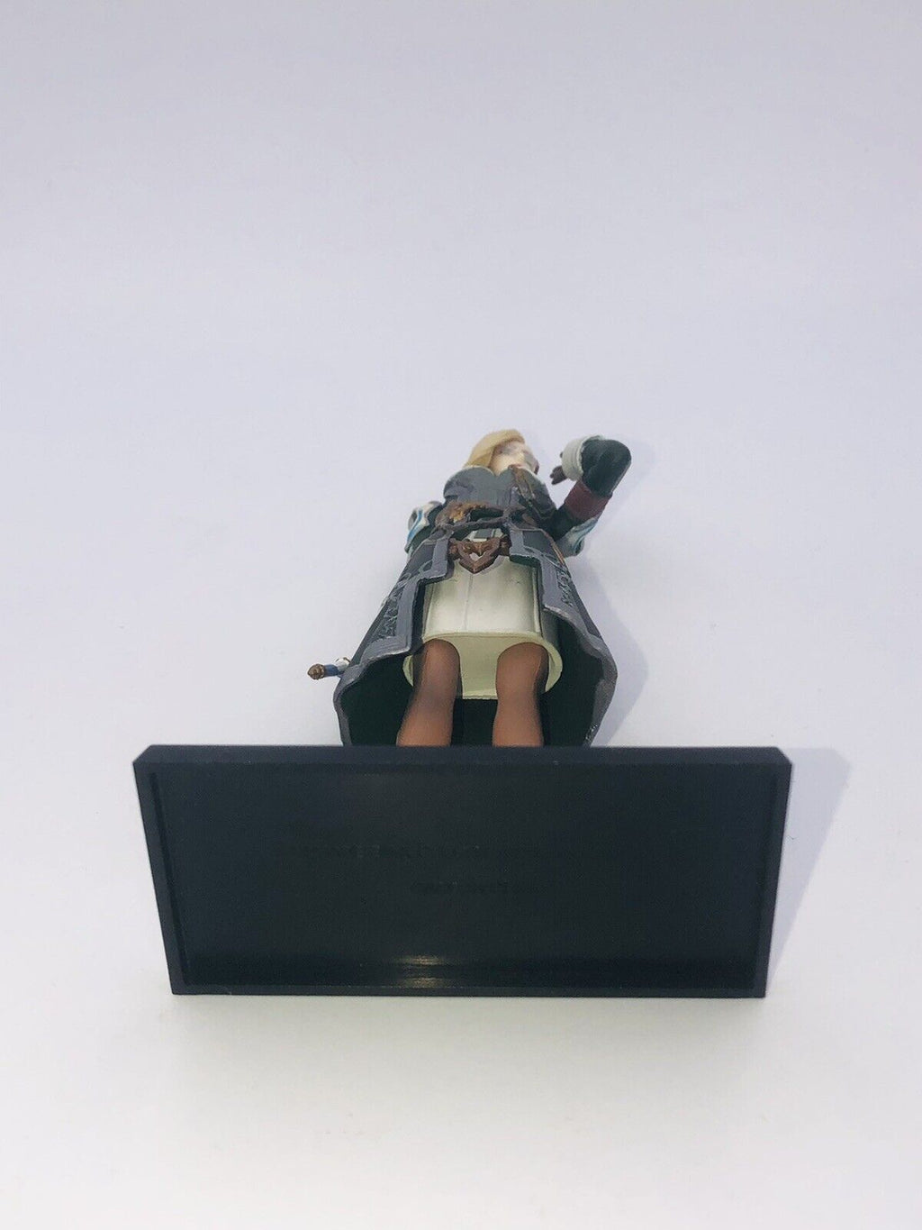 Final Fantasy XIII Trading Arts Vol. 1 Jihl Nabaat Figure RARE Square Enix model