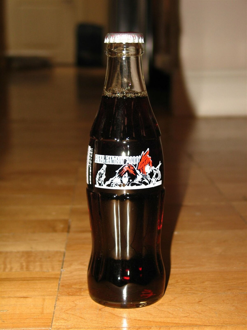 Final Fantasy VII/VIII Limited Edition unopened Coca-Cola glass bottle Coke Japn