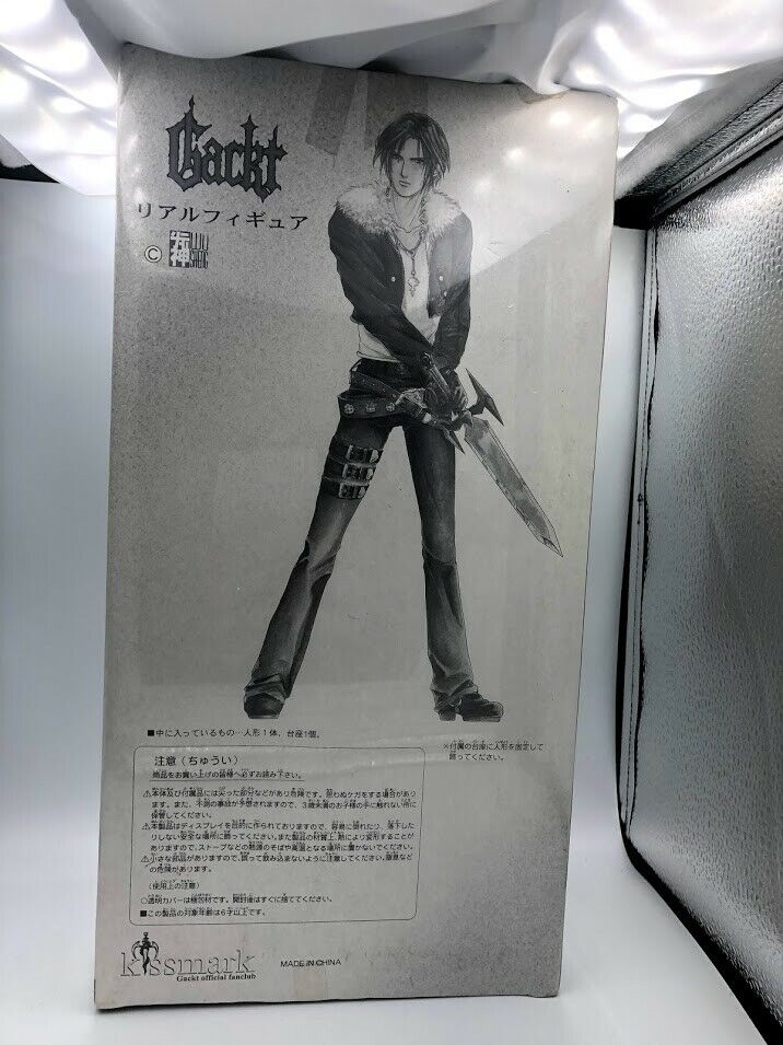 Gackt as Squall Leonhart Final Fantasy VIII Real Figure official fanclub statue