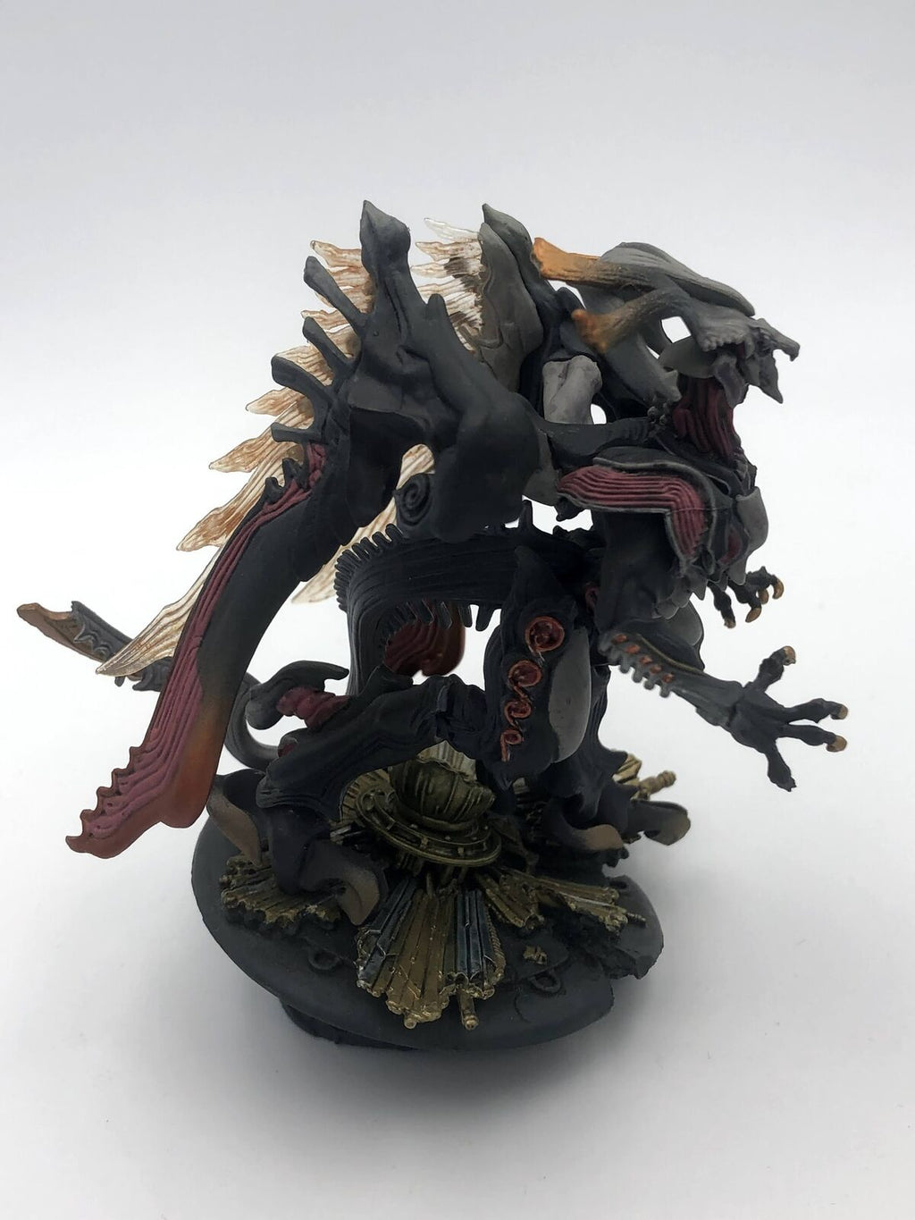 Final Fantasy Creatures Kai Bahamut SIN figure Final Fantasy VII Advent Children