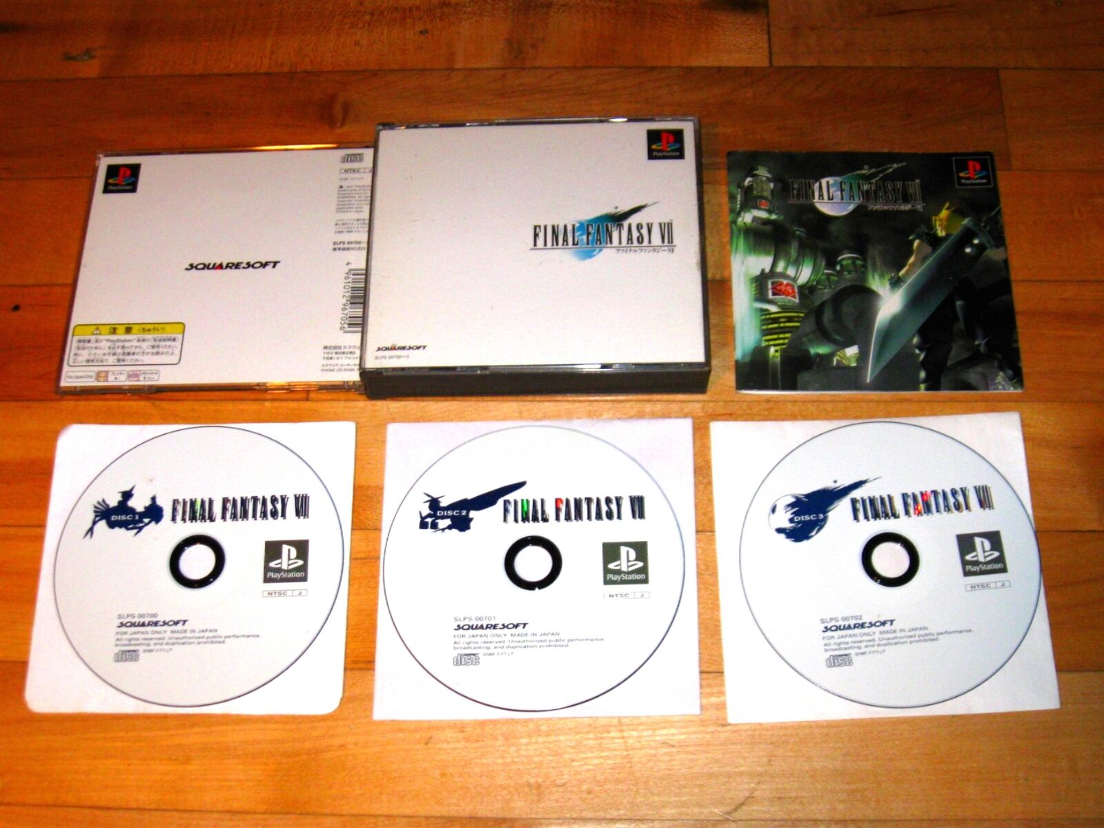 Final Fantasy VII Japanese Version (PlayStation 1, 1997) case & manual complete