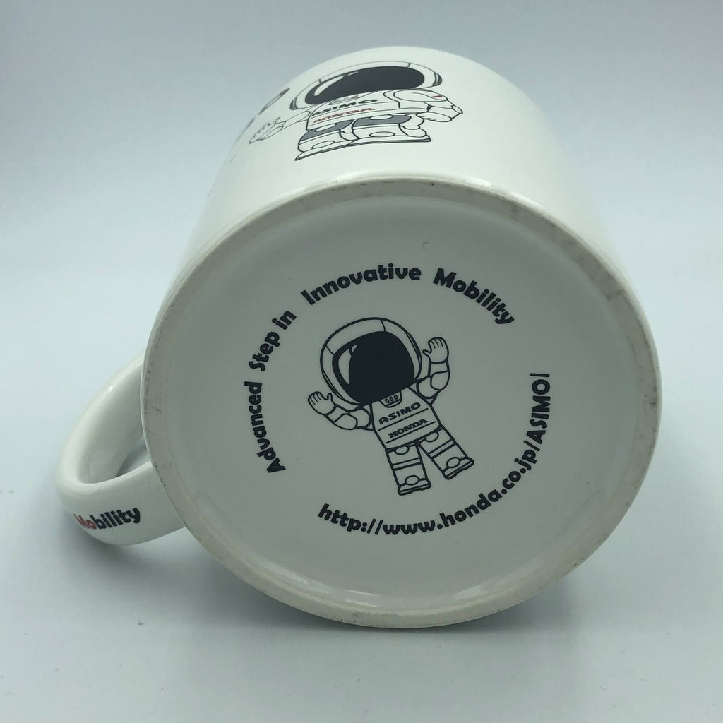 Honda Asimo promo coffee mug cute humanoid robot 2000s advertising Japan 2000