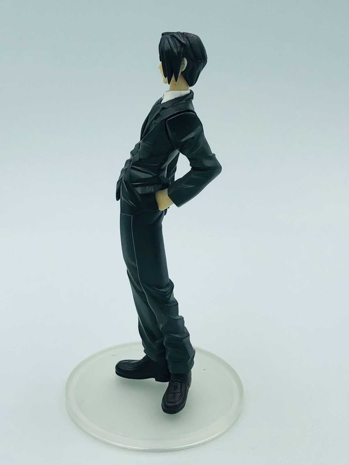 Final Fantasy VII Trading Arts Figure Vincent Valentine Turks Uniform SECRET