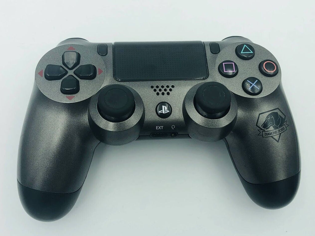 Metal Gear Solid V Dual Shock 4 Limited Edition Controller PS4 Phantom CUH-ZCT1J