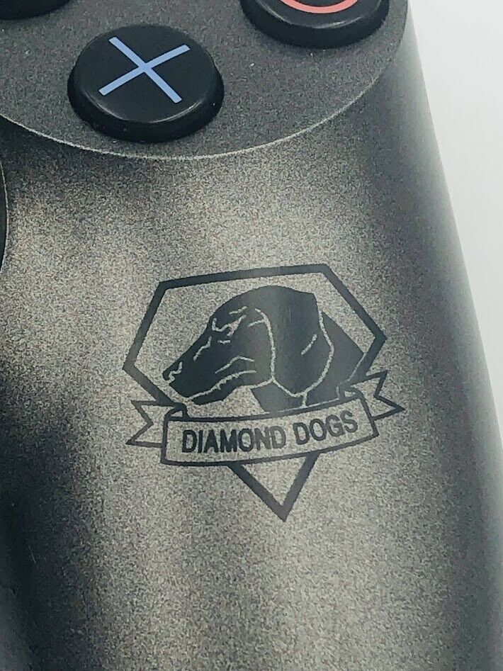 Metal Gear Solid V Dual Shock 4 Limited Edition Controller PS4 Phantom CUH-ZCT1J