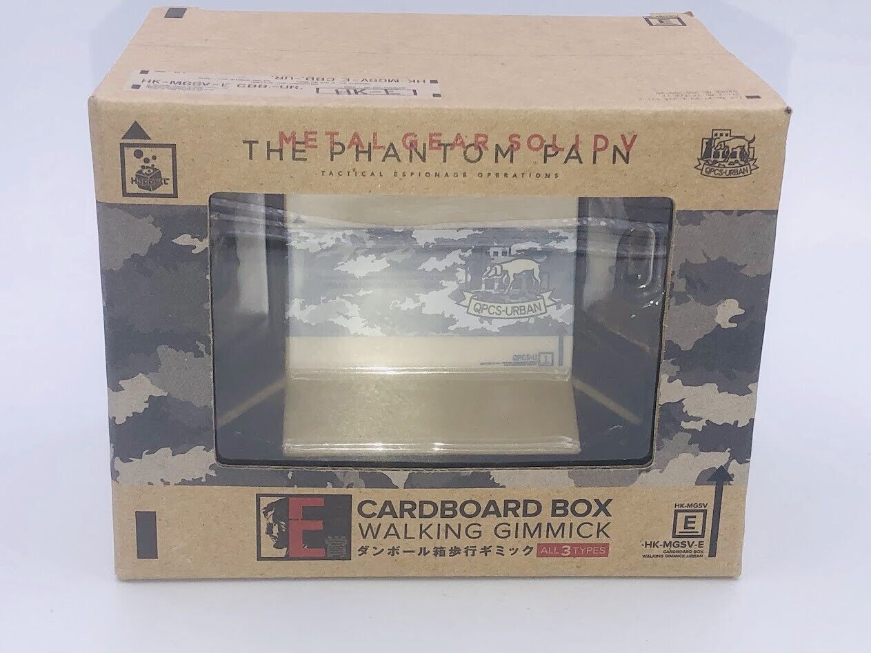 Metal Gear Solid V Phantom Pain Cardboard Box Walking Gimmick Urban Environment