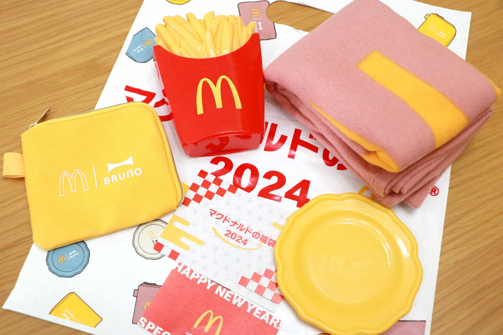 McDonald's+Bruno 2024 Lucky Bag USB French Fry Humidifier+Fleece blanket+Pouch