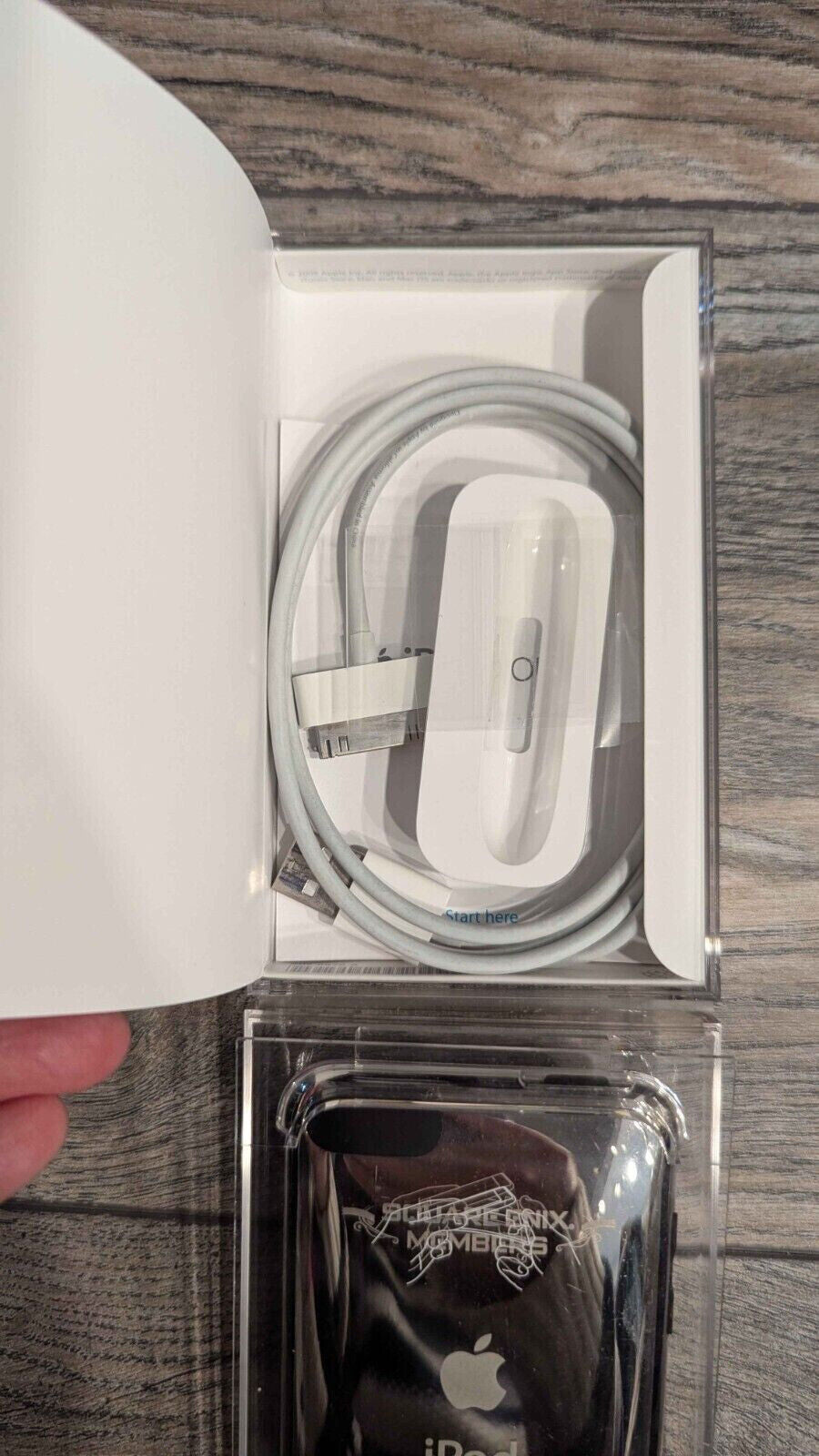 Square Enix Members Engrave Apple iPod Touch 8GB Model A1288 Ultimate Prize 2009