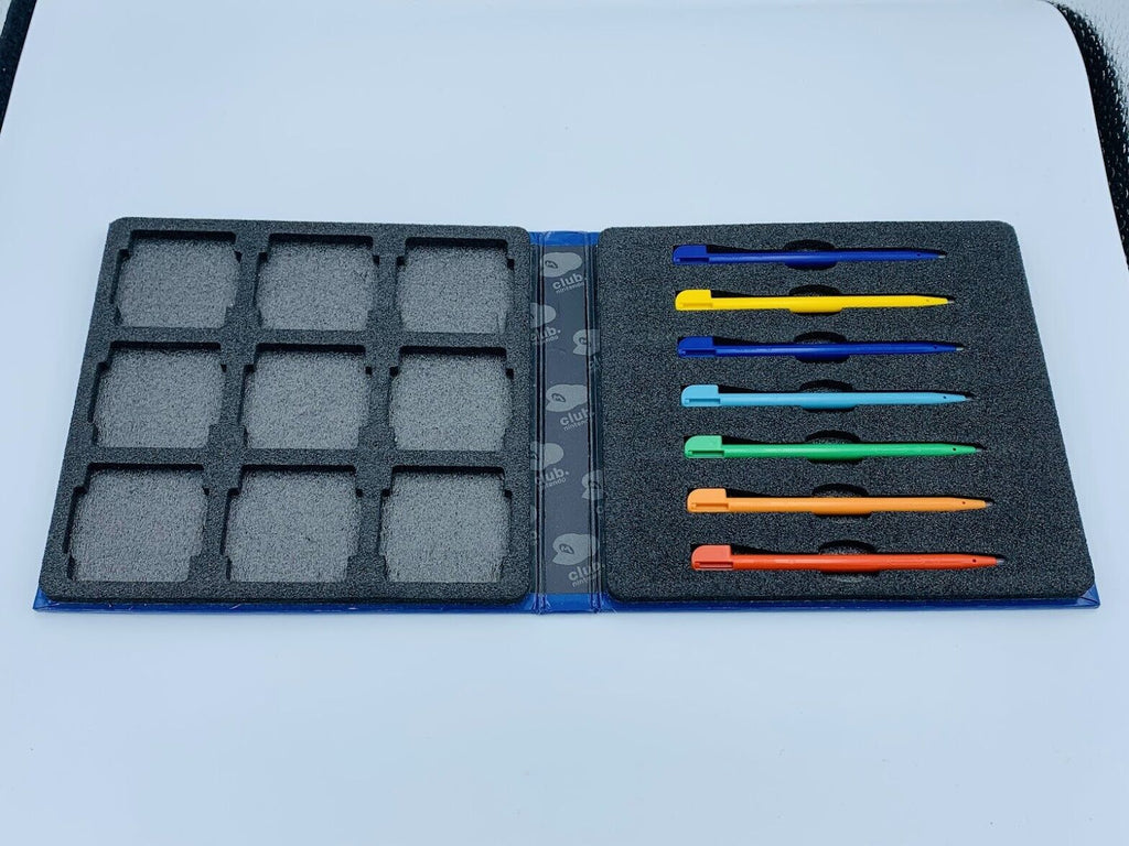 Club Nintendo DS 9-Cartridge/7-Color Stylus Blue Carrying Case travel 3DS folder