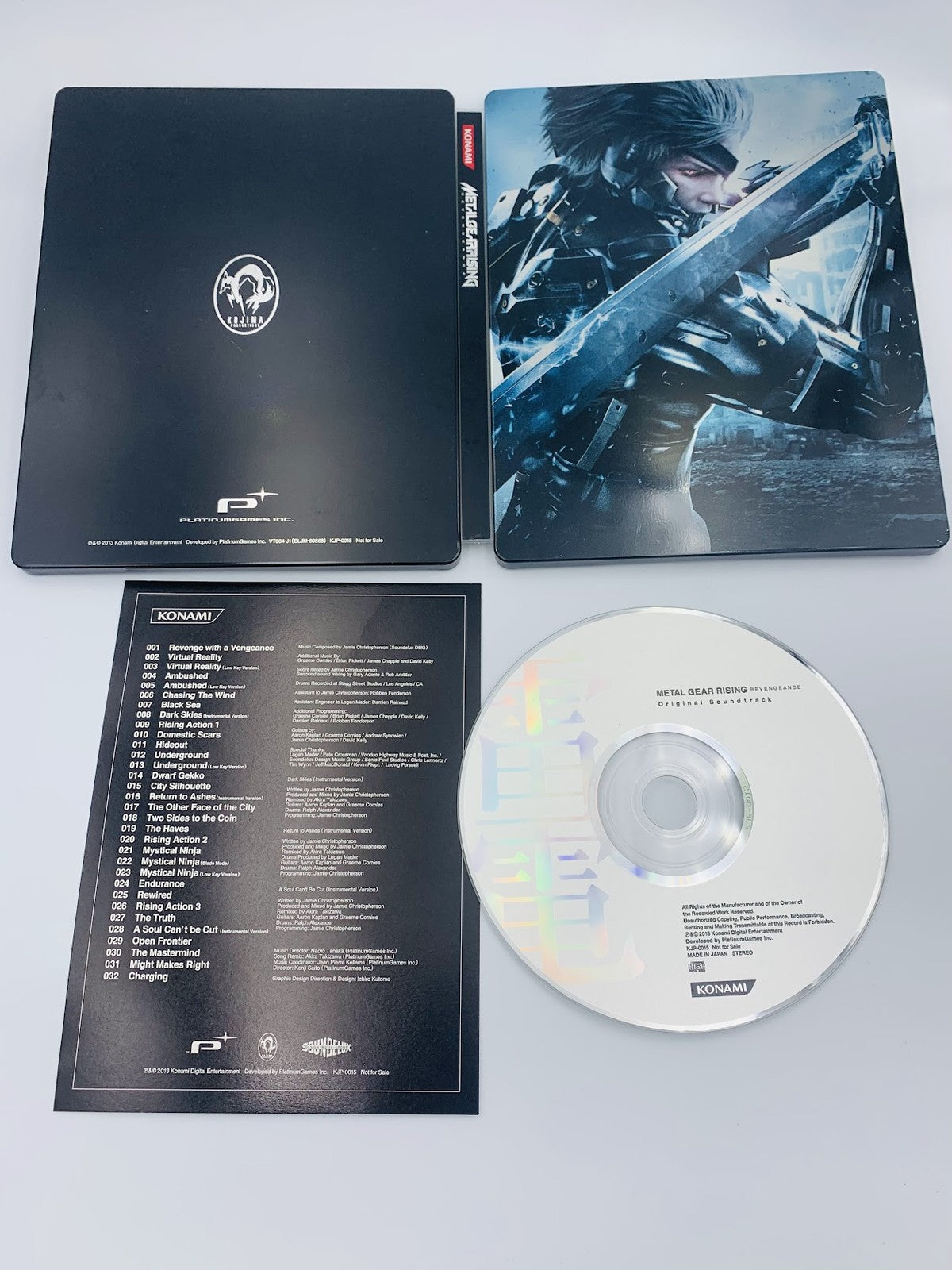 Metal Gear Rising Revengeance Original Soundtrack CD Japan OST Steelbook Case