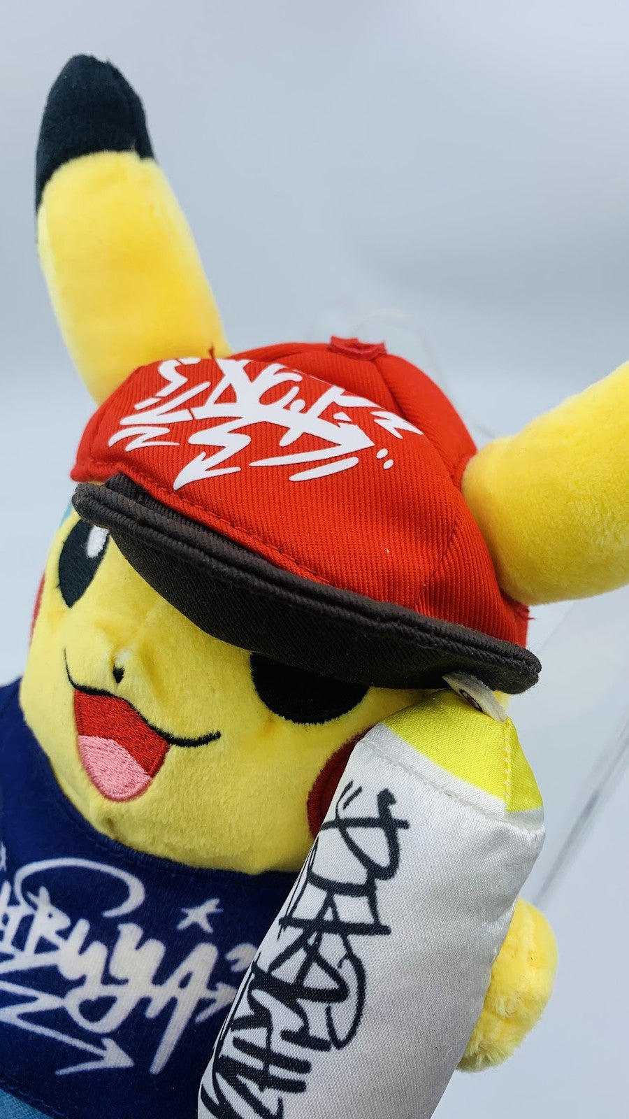 Pokémon Center SHIBUYA Limited Graffiti Art Pikachu Artist spray paint Pokemon
