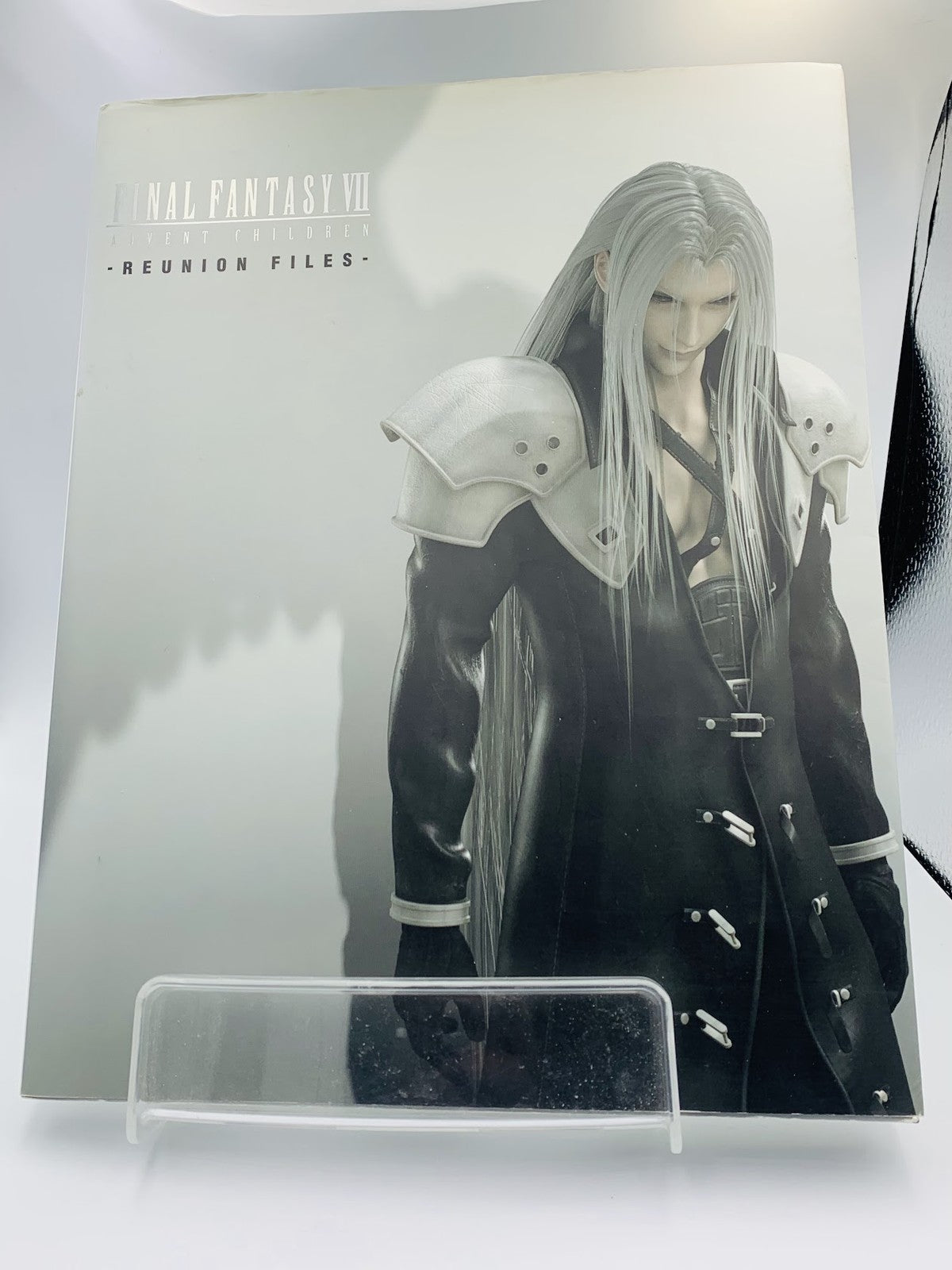 Final Fantasy VII Reunion Files Advent Children artbook BILINGUAL English/Japan