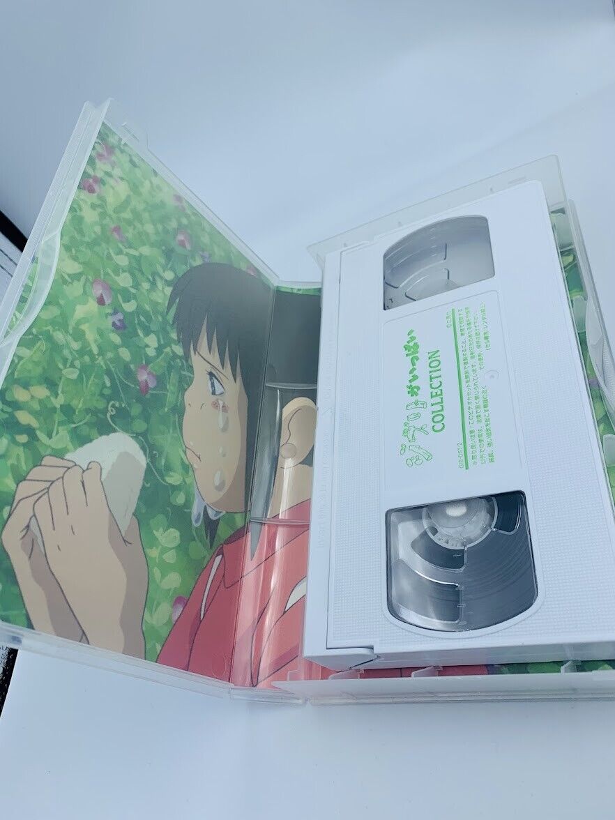 Spirited Away Sen to Chihiro no Kamikakushi Japanese VHS tape Ghibli clamshell